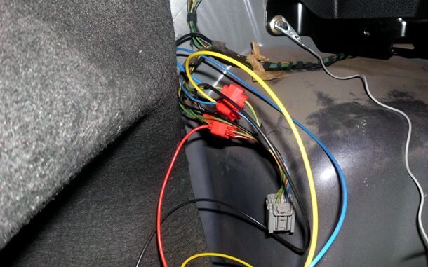 Montaż haka holowniczego Ford Fusion Montaż haka holowniczego Ford Fusion